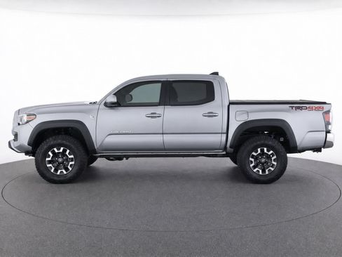 Certified 2021 Toyota Tacoma TRD Off-Road AWD/4WD image 6