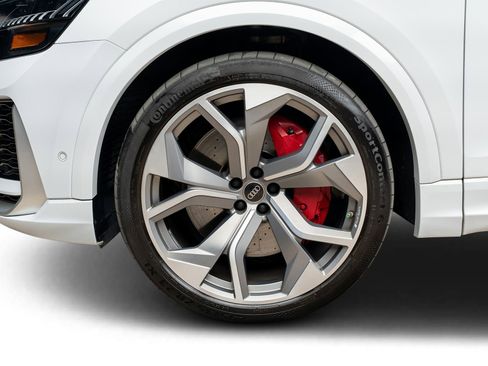 Used 2022 Audi RS Q8 4.0T image 32
