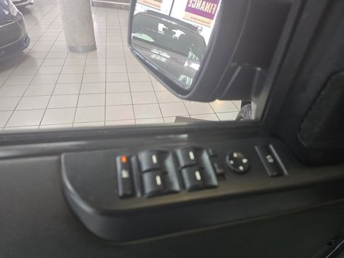 Used 2007 Land Rover Range Rover HSE image 26