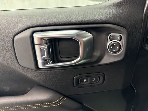 New 2026 Jeep Gladiator Sport AWD/4WD image 19