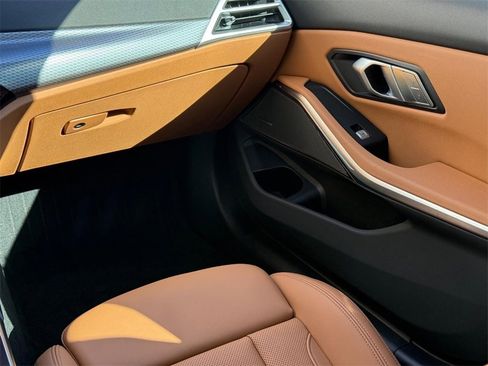 Certified 2025 BMW 330i xDrive Sedan w/ M Sport Package image 15