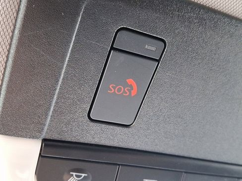 Used 2023 Mitsubishi Outlander ES image 25