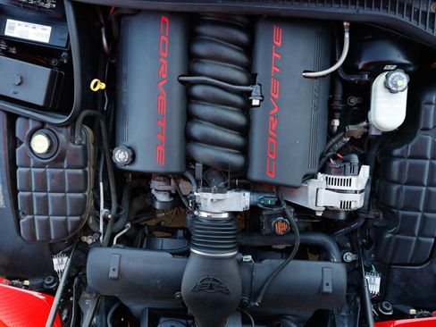 Used 2000 Chevrolet Corvette Coupe image 22