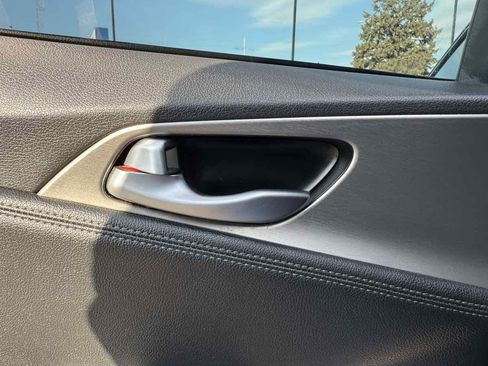 Used 2018 Kia Stinger GT image 45