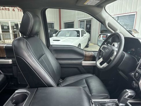 Used 2019 Ford F150 Lariat w/ Equipment Group 502A Luxury image 10