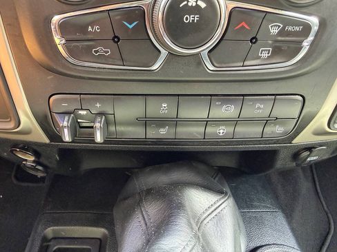 Used 2014 RAM 3500 Big Horn AWD/4WD image 13