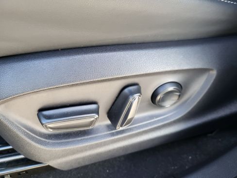 Certified 2025 Toyota Crown Limited w/ Advanced Technology Package image 15