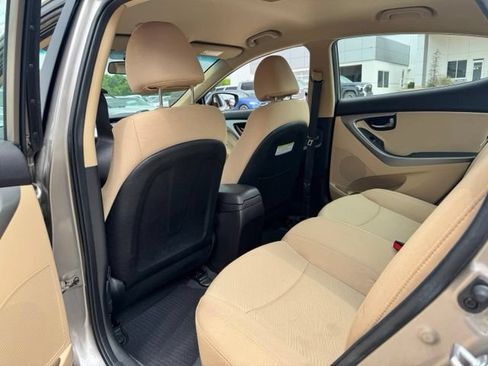 Used 2013 Hyundai Elantra GLS w/ Preferred Pkg FWD image 31