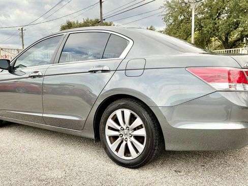 Used 2012 Honda Accord EX image 7