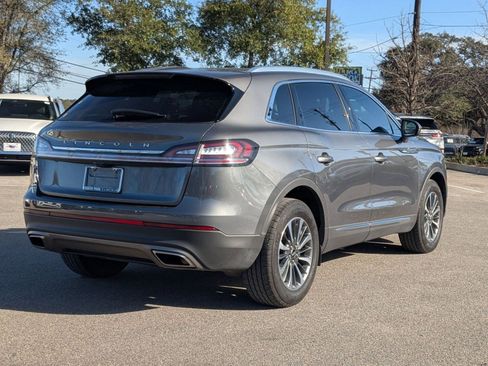 Used 2023 Lincoln Nautilus AWD w/ Premium Package image 3