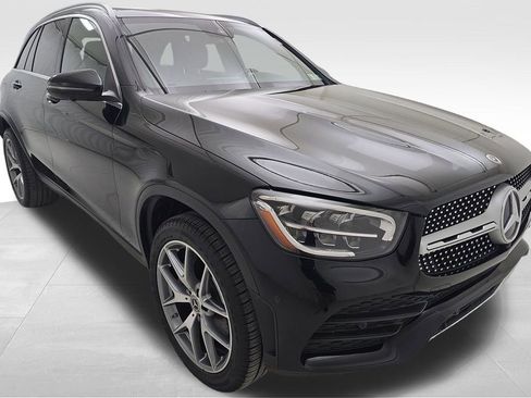 Used 2022 Mercedes-Benz GLC 300 4MATIC image 2