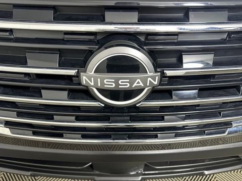 Certified 2026 Nissan Rogue SV AWD/4WD image 9