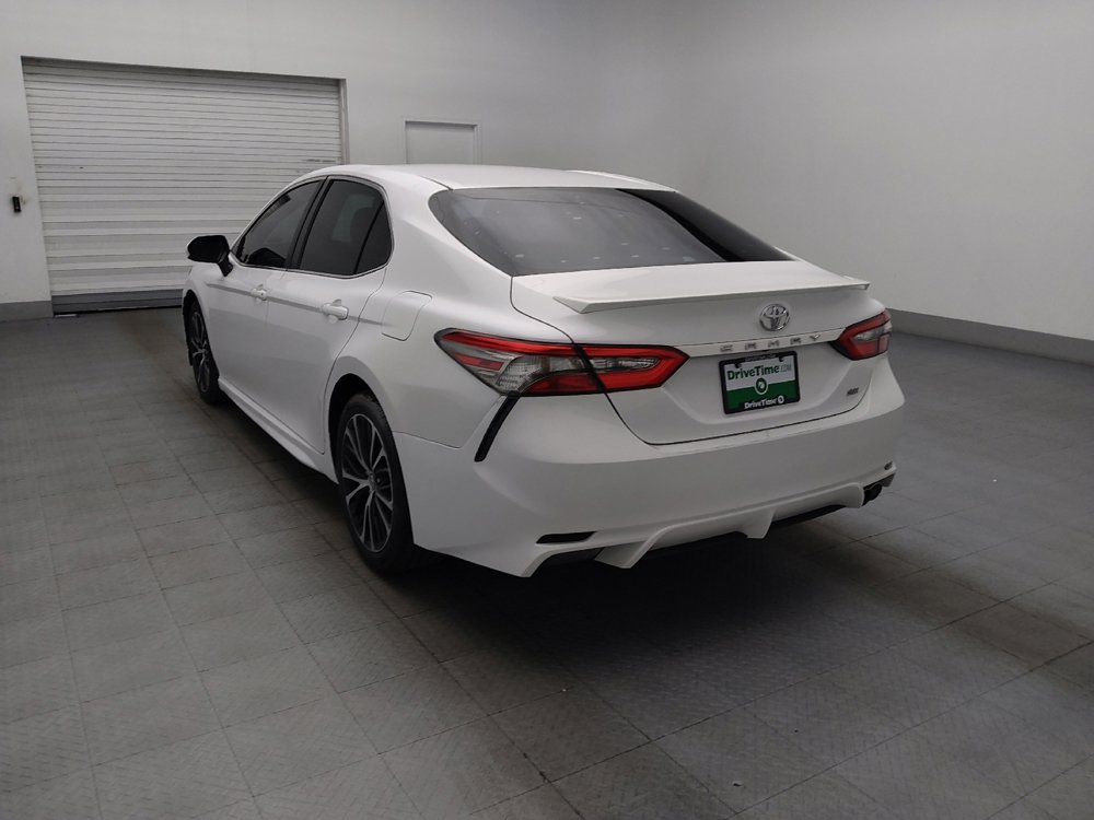 Used 2018 Toyota Camry SE FWD image 5