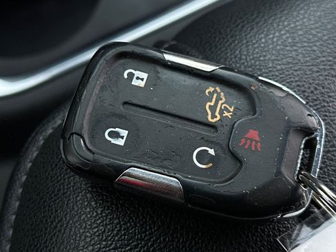 Used 2021 Chevrolet Silverado 1500 LT Trail Boss w/ Bed Protection Package image 21