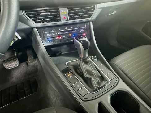 Used 2025 Volkswagen Jetta S FWD image 24