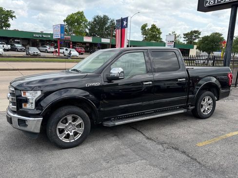 Used 2015 Ford F150 Lariat w/ Equipment Group 502A Luxury RWD image 3