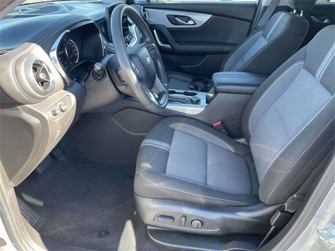Used 2025 Chevrolet Blazer LT image 11