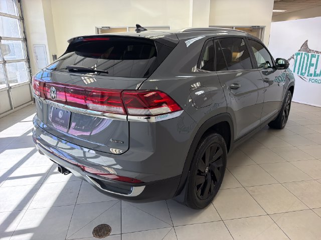 Used 2024 Volkswagen Atlas Cross Sport SE AWD/4WD image 7