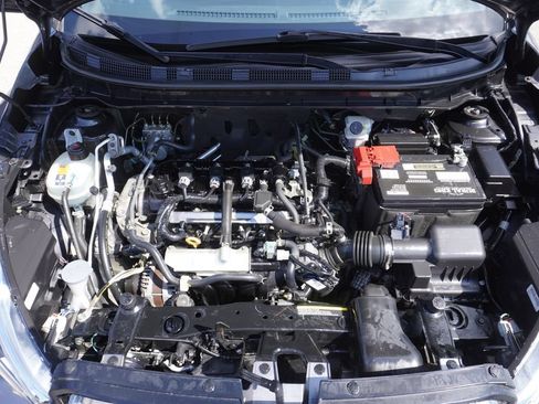 Used 2020 Nissan Kicks SR FWD image 31