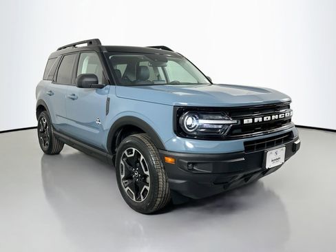 Used 2022 Ford Bronco Sport Outer Banks w/ Tech Package image 4
