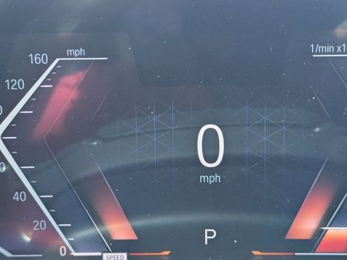 Certified 2023 BMW 330i xDrive Sedan w/ Parking Assistance Package image 3