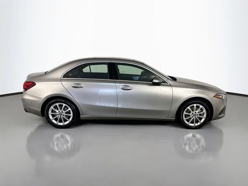 Used 2019 Mercedes-Benz A 220 4MATIC image 8