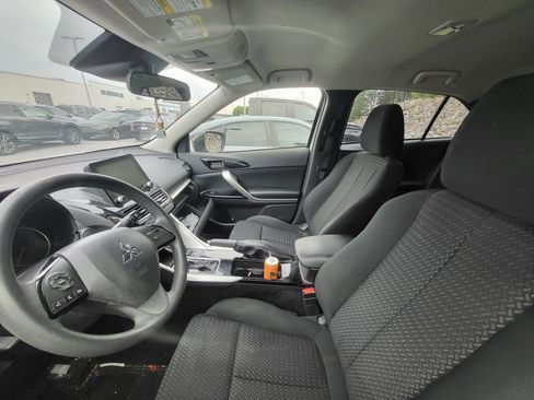 Used 2023 Mitsubishi Eclipse Cross LE AWD/4WD image 10