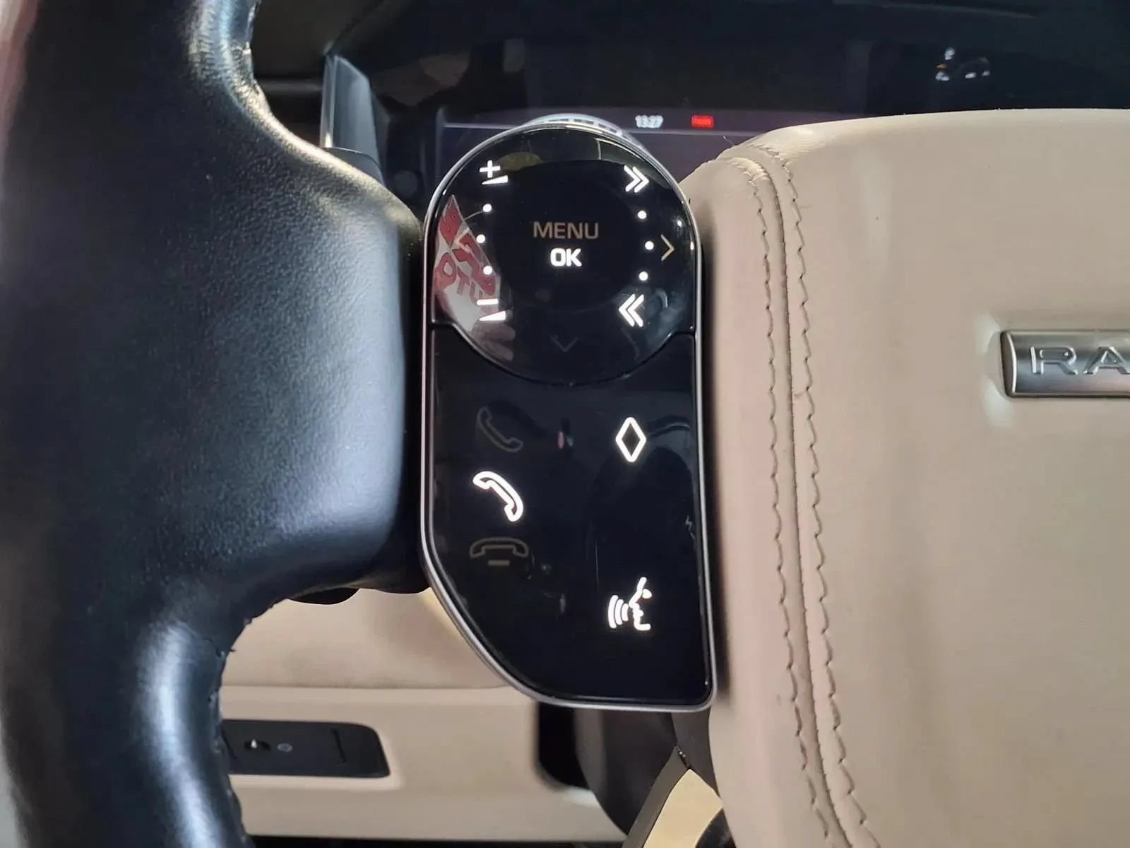 Used 2018 Land Rover Range Rover Supercharged AWD/4WD image 27