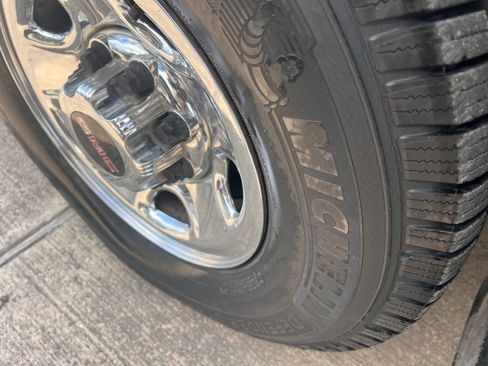 Used 2001 GMC Sierra 2500 4x4 Extended Cab w/ Convenience Plus Group image 61