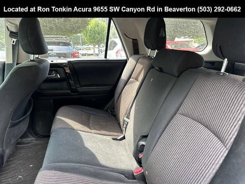 Used 2015 Toyota 4Runner Trail AWD/4WD image 11