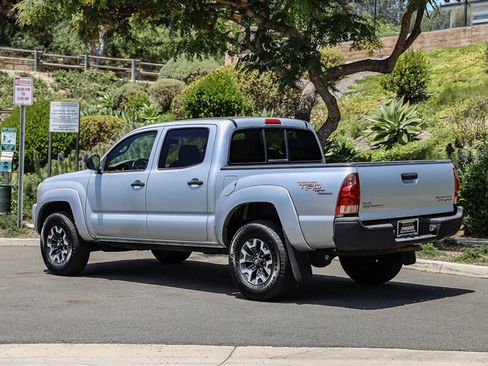 Used 2006 Toyota Tacoma PreRunner RWD image 3