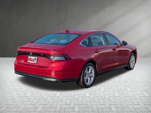 Used 2025 Honda Accord LX image 8