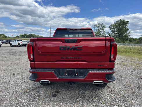Used 2023 GMC Sierra 1500 AT4 w/ AT4 Premium Package AWD/4WD image 7