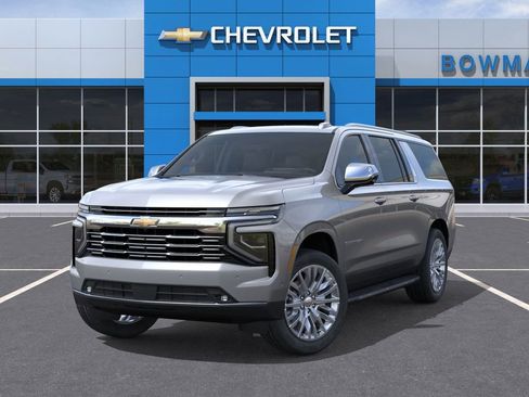 New 2026 Chevrolet Suburban Premier image 6