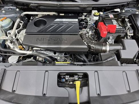 Used 2025 Nissan Rogue SV FWD image 26
