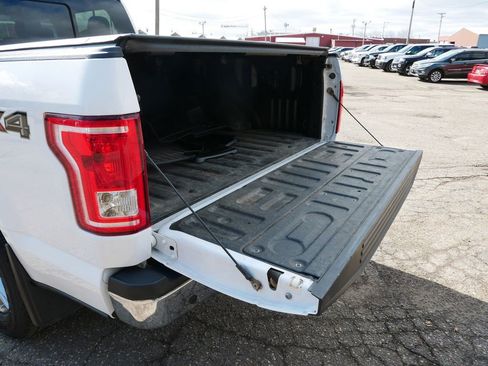 Used 2015 Ford F150 XLT w/ Equipment Group 302A Luxury AWD/4WD image 10