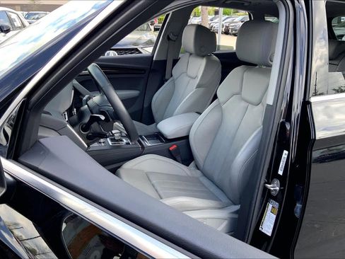 Used 2018 Audi Q5 2.0T Premium Plus w/ Premium Plus Package image 8