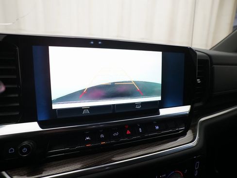 Certified 2022 Chevrolet Silverado 1500 RST image 18