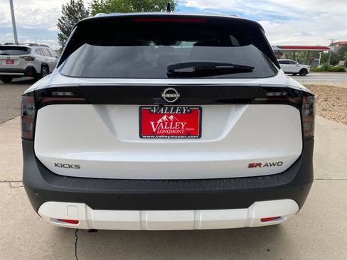 New 2026 Nissan Kicks SR w/ SR Premium Package AWD/4WD image 4