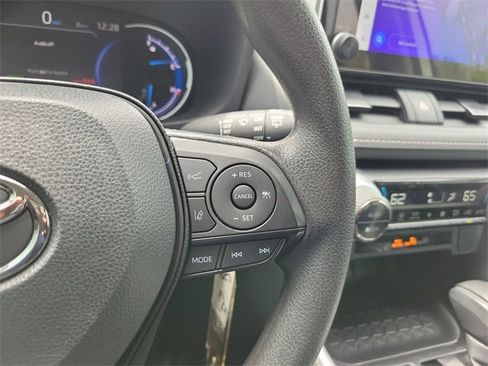 Used 2024 Toyota RAV4 LE image 16