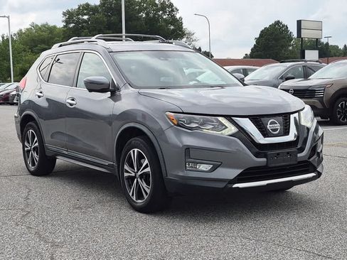 Used 2017 Nissan Rogue SL w/ SL Premium Package AWD/4WD image 2