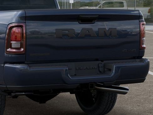 New 2026 RAM 2500 Big Horn AWD/4WD image 13