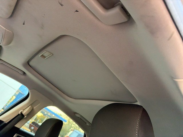 Used 2020 Ford Fusion SE FWD image 13