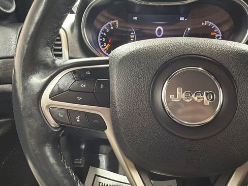 Used 2018 Jeep Grand Cherokee Altitude AWD/4WD image 26