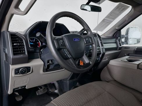 Used 2022 Ford F350 XLT image 10