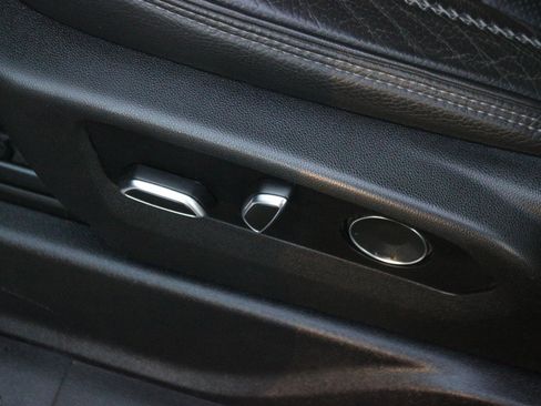 Used 2021 GMC Yukon XL Denali w/ Advanced Technology Package image 20