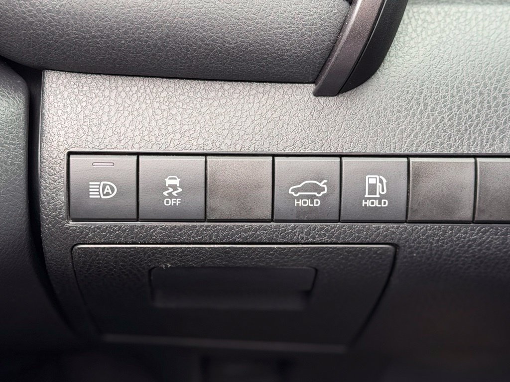 Used 2024 Toyota Camry LE FWD image 17