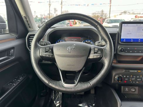 Used 2022 Ford Bronco Sport Outer Banks w/ Tech Package image 13