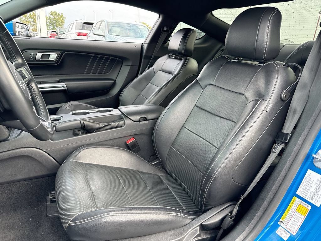 Used 2019 Ford Mustang Premium RWD image 11