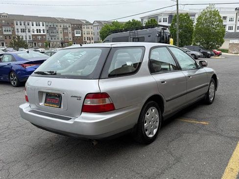 Used 1997 Honda Accord LX image 10